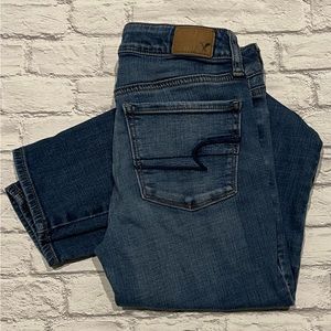American Eagle Super Stretch Skinny Jeans, Low Rise Size 2